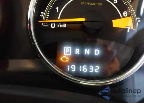 2015 Jeep Compass Limited z USA, uszkodzony, nr VIN 1C4NJCCB4FD156304